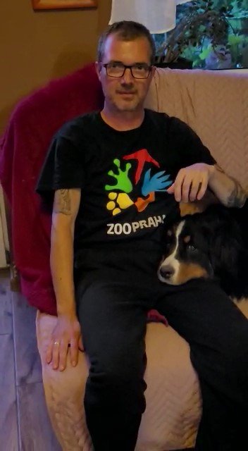 EEdys0QFyKqObb42.jpg